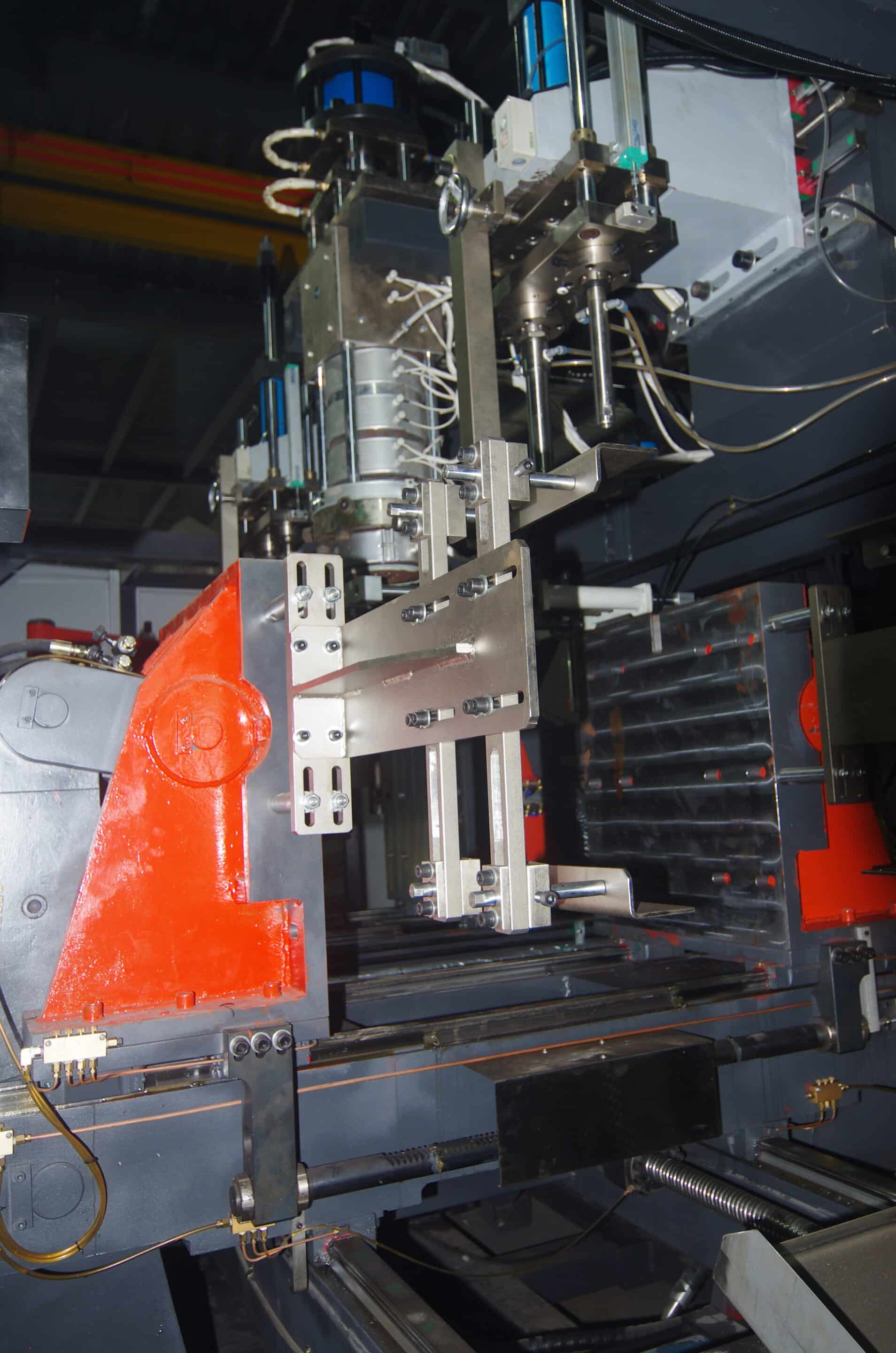 blow molding machine manufacturer