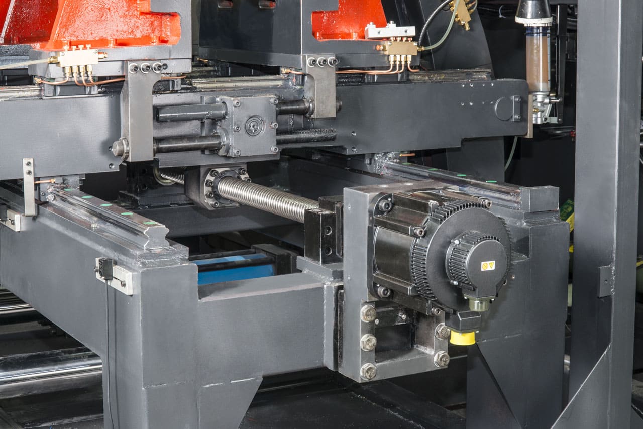 Electronic Precision Control Stroke Chart Extrusion Blow Molding Machine in operation