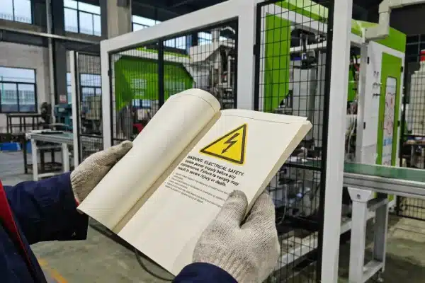 Technical Safety Manual Professional ISO 17100 standard safety manual for all-electric blow molding machine maintenance (ID#4)