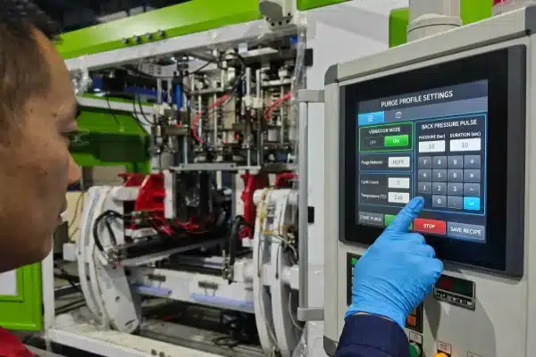 Purge Program Settings HMI purge settings showing servo vibration purge program (ID#4)